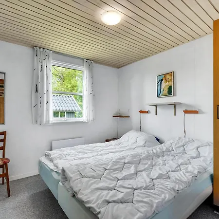 3 Bedroom Nice In Juelsminde