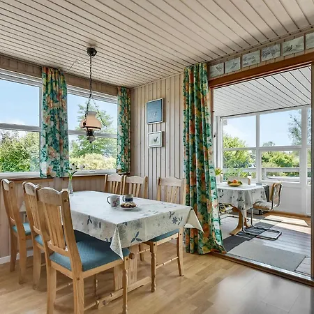 3 Bedroom Nice In Juelsminde * Sonderby (Midtjylland)