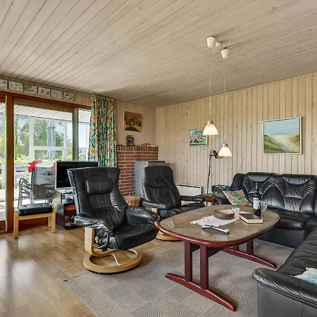3 Bedroom Nice In Juelsminde * Sonderby (Midtjylland)